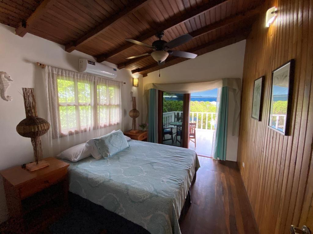 The Isabela Beach House Puerto Villamil Luaran gambar