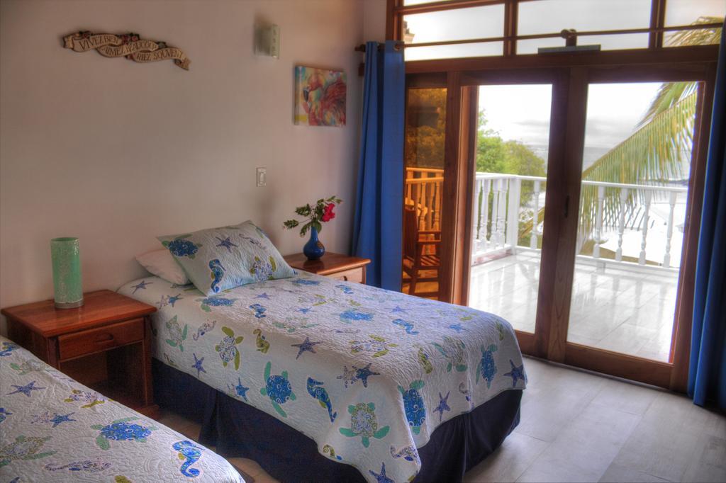 The Isabela Beach House Puerto Villamil Luaran gambar